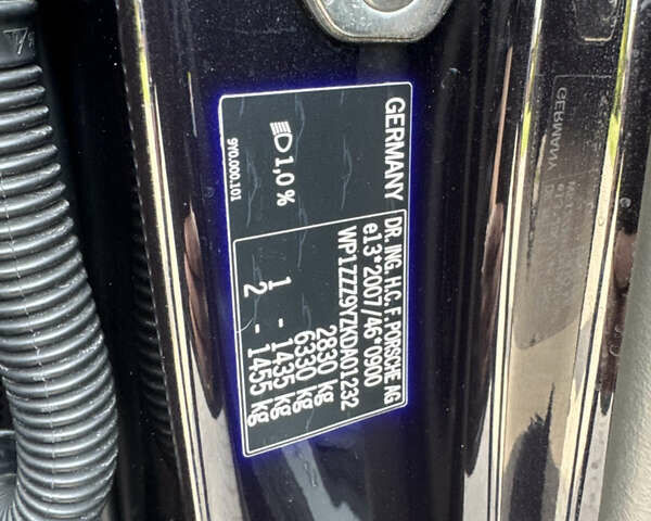 Черный Порше Каен, объемом двигателя 3 л и пробегом 109 тыс. км за 52500 $, фото 84 на Automoto.ua