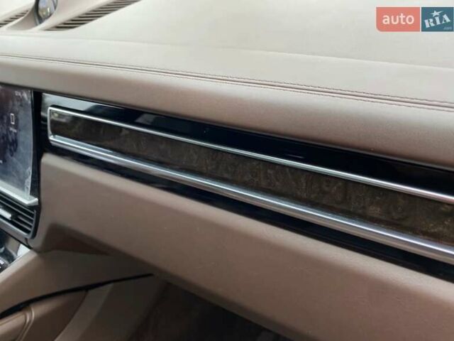 Черный Порше Каен, объемом двигателя 3 л и пробегом 125 тыс. км за 51000 $, фото 26 на Automoto.ua