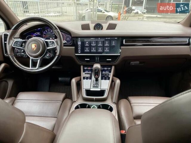 Черный Порше Каен, объемом двигателя 3 л и пробегом 125 тыс. км за 51000 $, фото 29 на Automoto.ua