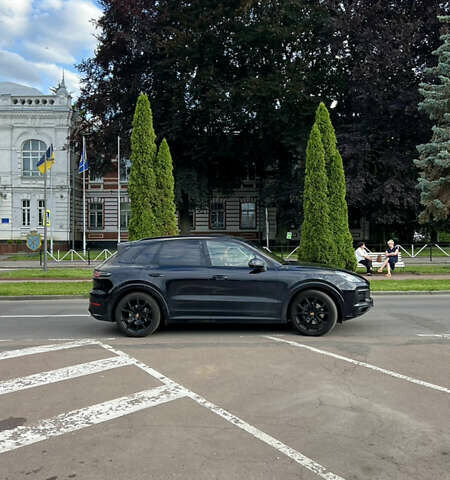 Черный Порше Каен, объемом двигателя 3 л и пробегом 125 тыс. км за 51000 $, фото 2 на Automoto.ua