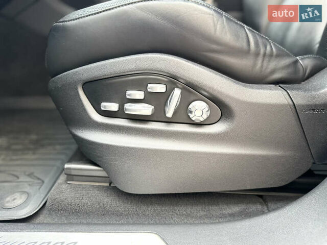 Черный Порше Каен, объемом двигателя 3 л и пробегом 109 тыс. км за 52500 $, фото 35 на Automoto.ua