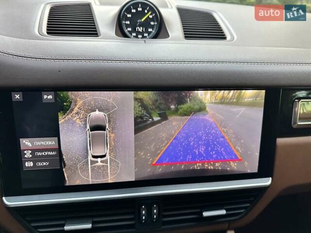 Черный Порше Каен, объемом двигателя 3 л и пробегом 170 тыс. км за 63500 $, фото 55 на Automoto.ua