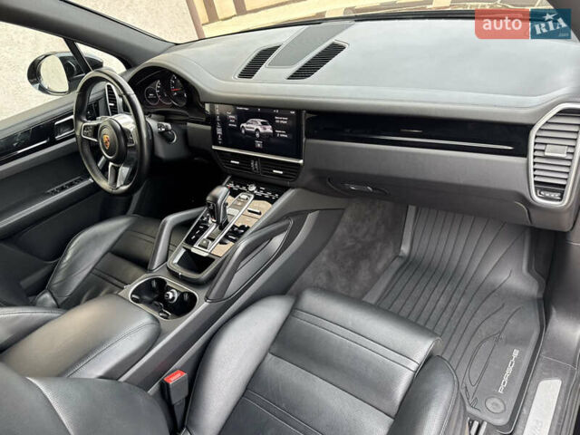Черный Порше Каен, объемом двигателя 3 л и пробегом 109 тыс. км за 52500 $, фото 54 на Automoto.ua