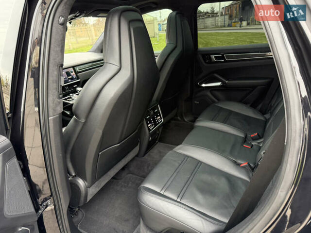 Черный Порше Каен, объемом двигателя 4 л и пробегом 89 тыс. км за 84500 $, фото 29 на Automoto.ua