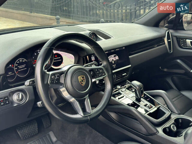 Чорний Порше Cayenne, об'ємом двигуна 3 л та пробігом 195 тис. км за 59500 $, фото 25 на Automoto.ua