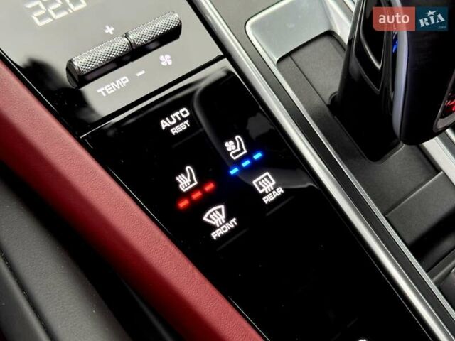 Черный Порше Каен, объемом двигателя 3 л и пробегом 44 тыс. км за 72500 $, фото 80 на Automoto.ua