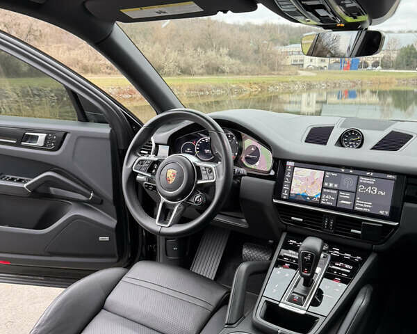 Черный Порше Каен, объемом двигателя 3 л и пробегом 66 тыс. км за 57500 $, фото 48 на Automoto.ua