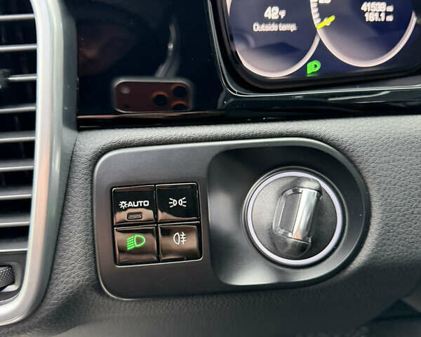 Черный Порше Каен, объемом двигателя 3 л и пробегом 66 тыс. км за 57500 $, фото 31 на Automoto.ua