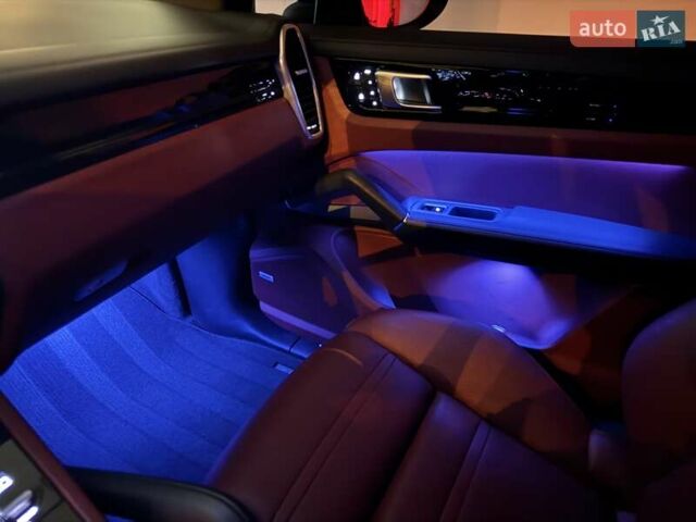 Черный Порше Каен, объемом двигателя 3 л и пробегом 94 тыс. км за 64900 $, фото 71 на Automoto.ua