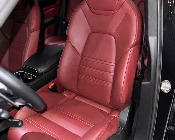 Черный Порше Каен, объемом двигателя 3 л и пробегом 94 тыс. км за 64900 $, фото 99 на Automoto.ua