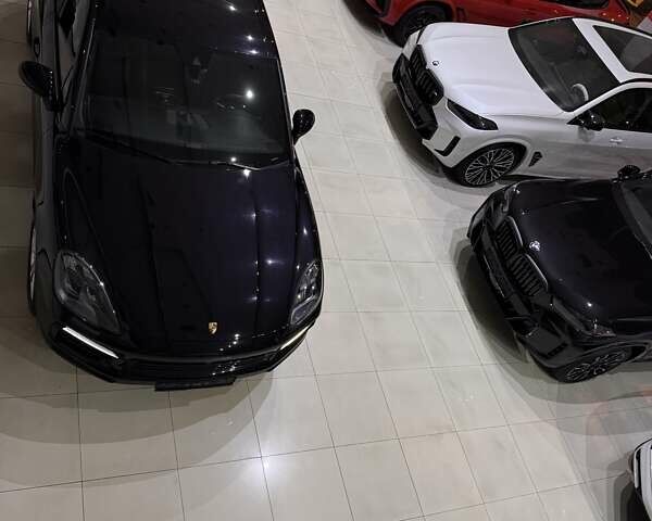 Черный Порше Каен, объемом двигателя 3 л и пробегом 32 тыс. км за 69900 $, фото 55 на Automoto.ua