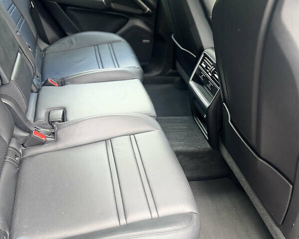 Чорний Порше Cayenne, об'ємом двигуна 2.89 л та пробігом 130 тис. км за 75000 $, фото 22 на Automoto.ua