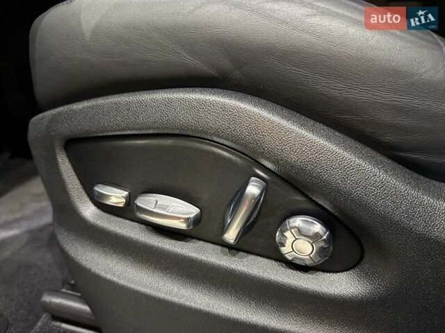 Черный Порше Каен, объемом двигателя 3 л и пробегом 32 тыс. км за 69900 $, фото 103 на Automoto.ua