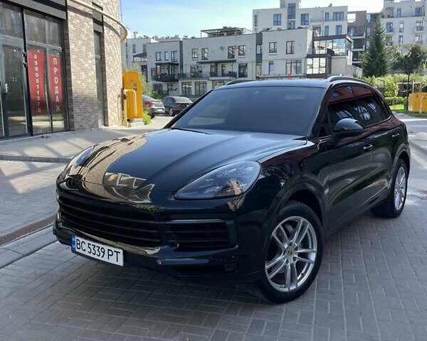 Чорний Порше Cayenne, об'ємом двигуна 3 л та пробігом 56 тис. км за 54500 $, фото 26 на Automoto.ua