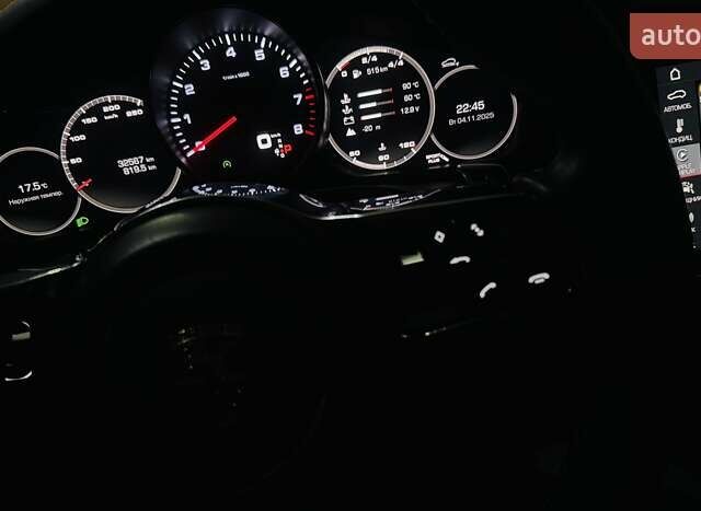 Черный Порше Каен, объемом двигателя 3 л и пробегом 32 тыс. км за 69900 $, фото 88 на Automoto.ua