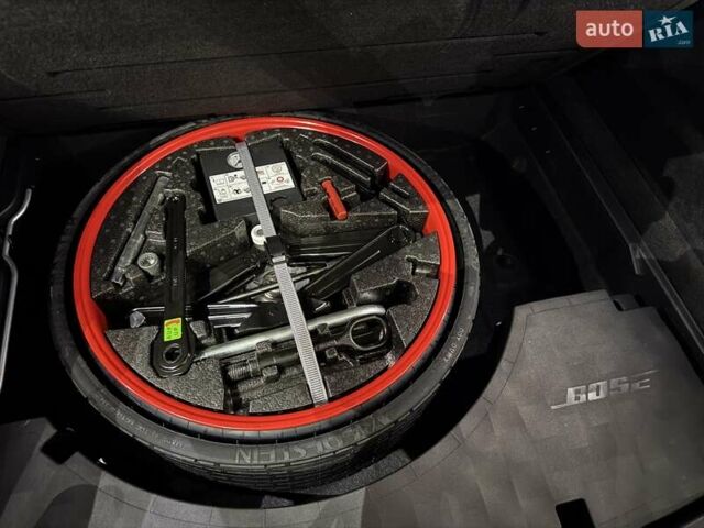 Черный Порше Каен, объемом двигателя 3 л и пробегом 32 тыс. км за 69900 $, фото 120 на Automoto.ua