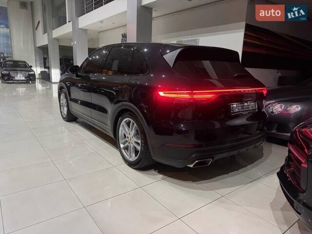 Черный Порше Каен, объемом двигателя 3 л и пробегом 32 тыс. км за 69900 $, фото 42 на Automoto.ua