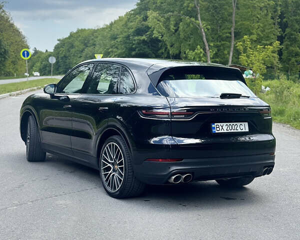 Чорний Порше Cayenne, об'ємом двигуна 2.89 л та пробігом 130 тис. км за 75000 $, фото 5 на Automoto.ua