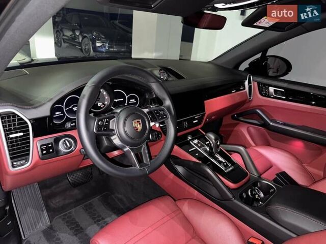 Черный Порше Каен, объемом двигателя 3 л и пробегом 94 тыс. км за 64900 $, фото 80 на Automoto.ua