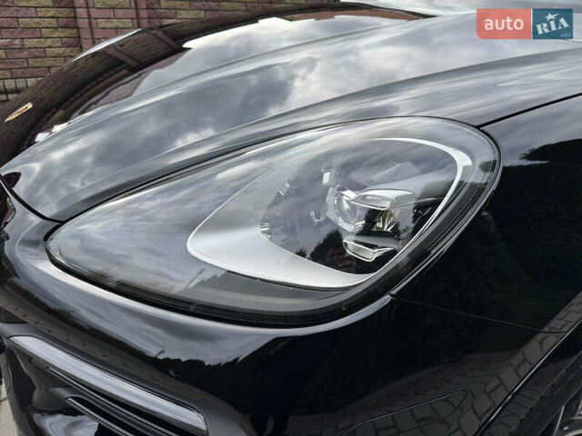 Черный Порше Каен, объемом двигателя 3 л и пробегом 134 тыс. км за 51000 $, фото 17 на Automoto.ua