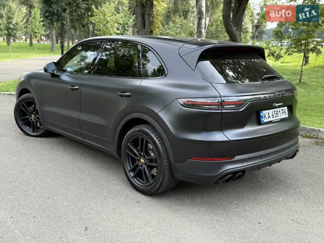 Чорний Порше Cayenne, об'ємом двигуна 3 л та пробігом 112 тис. км за 59000 $, фото 4 на Automoto.ua