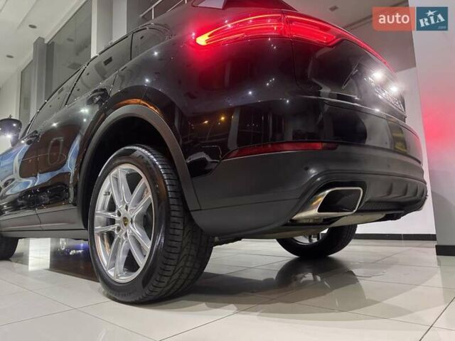 Черный Порше Каен, объемом двигателя 3 л и пробегом 32 тыс. км за 69900 $, фото 54 на Automoto.ua