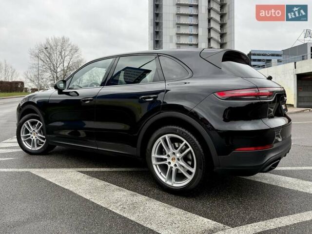 Черный Порше Каен, объемом двигателя 3 л и пробегом 44 тыс. км за 72500 $, фото 29 на Automoto.ua