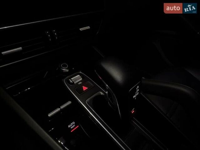 Черный Порше Каен, объемом двигателя 3 л и пробегом 32 тыс. км за 69900 $, фото 71 на Automoto.ua