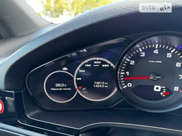 Чорний Порше Cayenne, об'ємом двигуна 3 л та пробігом 75 тис. км за 52000 $, фото 13 на Automoto.ua