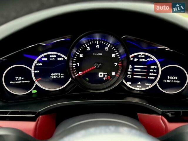 Черный Порше Каен, объемом двигателя 3 л и пробегом 44 тыс. км за 72500 $, фото 76 на Automoto.ua