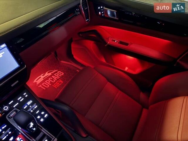 Черный Порше Каен, объемом двигателя 3 л и пробегом 44 тыс. км за 72500 $, фото 81 на Automoto.ua