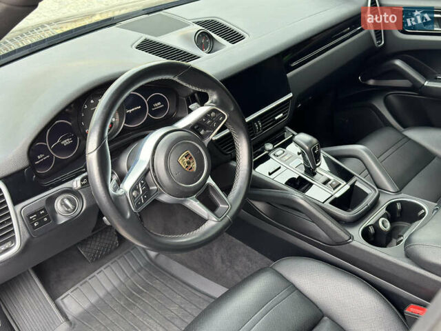 Чорний Порше Cayenne, об'ємом двигуна 3 л та пробігом 195 тис. км за 59500 $, фото 23 на Automoto.ua