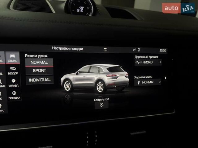 Черный Порше Каен, объемом двигателя 3 л и пробегом 32 тыс. км за 69900 $, фото 151 на Automoto.ua