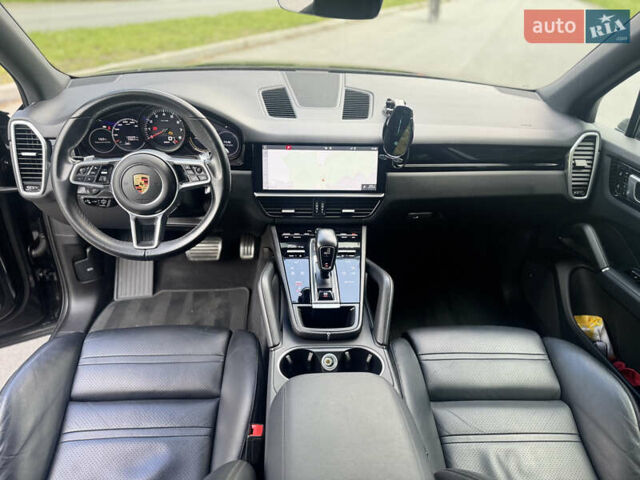 Чорний Порше Cayenne, об'ємом двигуна 2.89 л та пробігом 130 тис. км за 75000 $, фото 19 на Automoto.ua
