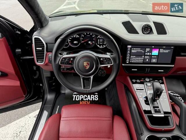 Черный Порше Каен, объемом двигателя 3 л и пробегом 44 тыс. км за 72500 $, фото 72 на Automoto.ua