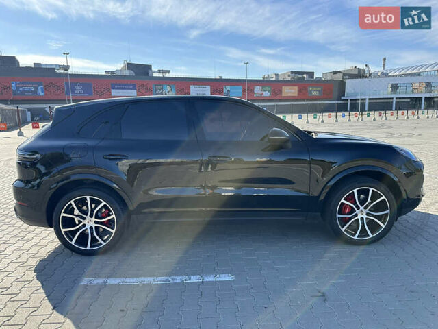 Чорний Порше Cayenne, об'ємом двигуна 3 л та пробігом 195 тис. км за 59500 $, фото 19 на Automoto.ua