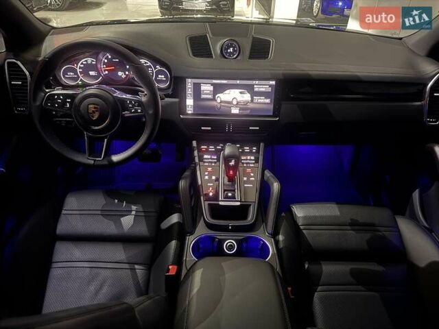 Черный Порше Каен, объемом двигателя 3 л и пробегом 32 тыс. км за 69900 $, фото 84 на Automoto.ua