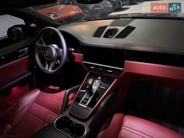 Черный Порше Каен, объемом двигателя 3 л и пробегом 94 тыс. км за 64900 $, фото 116 на Automoto.ua