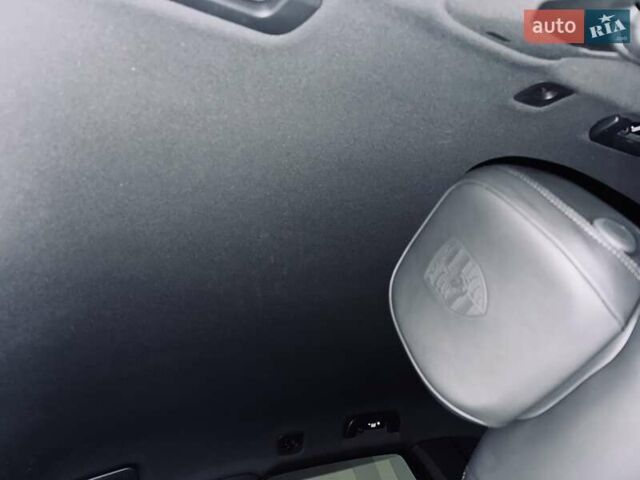 Черный Порше Каен, объемом двигателя 3 л и пробегом 32 тыс. км за 69900 $, фото 102 на Automoto.ua