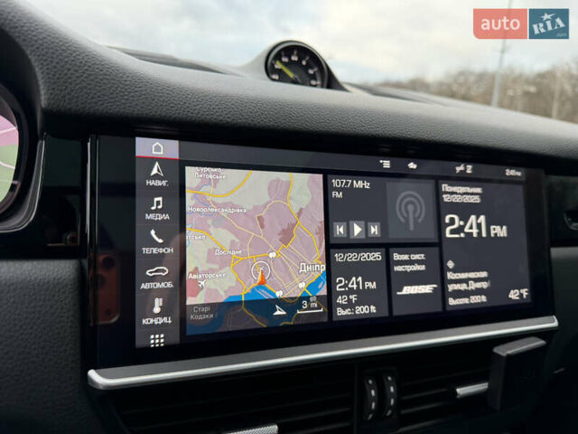 Черный Порше Каен, объемом двигателя 3 л и пробегом 66 тыс. км за 57500 $, фото 36 на Automoto.ua