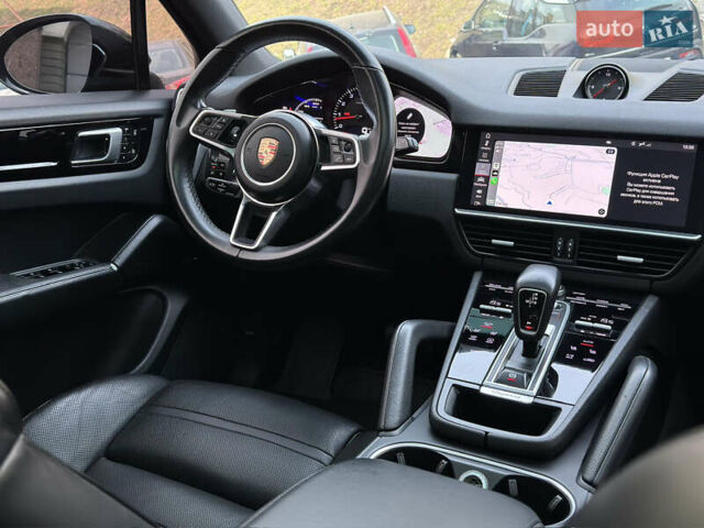 Чорний Порше Cayenne, об'ємом двигуна 3 л та пробігом 195 тис. км за 59500 $, фото 44 на Automoto.ua
