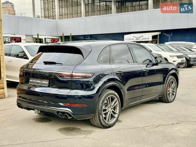 Черный Порше Каен, объемом двигателя 3 л и пробегом 106 тыс. км за 47500 $, фото 2 на Automoto.ua