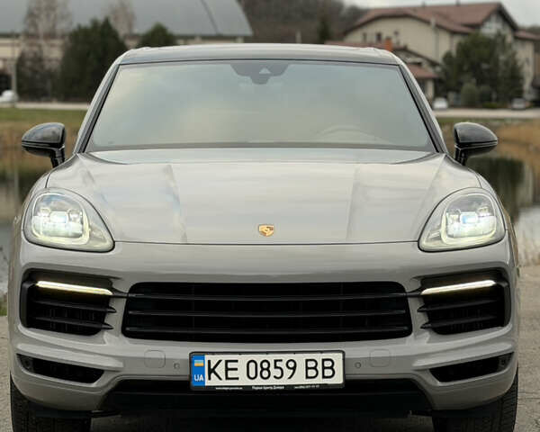 Черный Порше Каен, объемом двигателя 3 л и пробегом 66 тыс. км за 57500 $, фото 3 на Automoto.ua