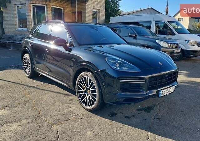 Чорний Порше Cayenne, об'ємом двигуна 3 л та пробігом 170 тис. км за 69850 $, фото 3 на Automoto.ua