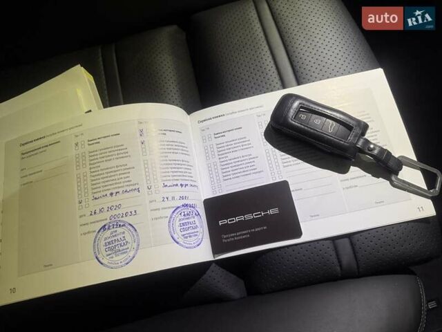 Черный Порше Каен, объемом двигателя 3 л и пробегом 32 тыс. км за 69900 $, фото 125 на Automoto.ua