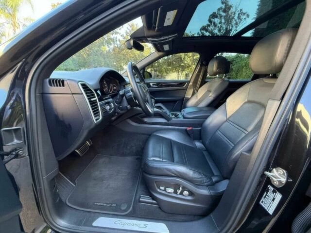 Чорний Порше Cayenne, об'ємом двигуна 2.9 л та пробігом 49 тис. км за 37800 $, фото 6 на Automoto.ua