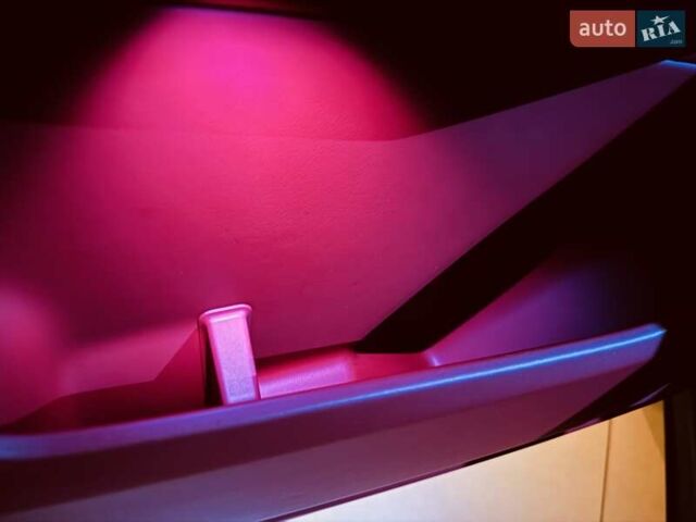 Черный Порше Каен, объемом двигателя 3 л и пробегом 94 тыс. км за 64900 $, фото 65 на Automoto.ua