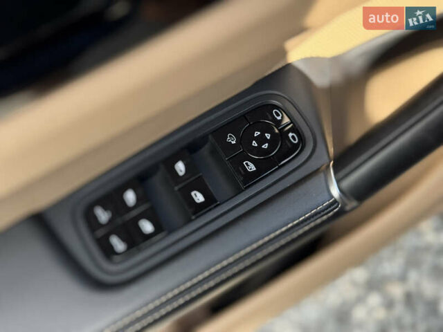 Чорний Порше Cayenne, об'ємом двигуна 2.89 л та пробігом 100 тис. км за 85000 $, фото 31 на Automoto.ua