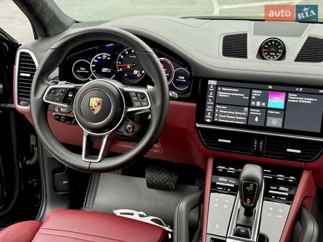 Черный Порше Каен, объемом двигателя 3 л и пробегом 44 тыс. км за 72500 $, фото 73 на Automoto.ua