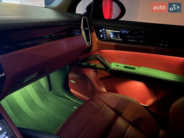 Черный Порше Каен, объемом двигателя 3 л и пробегом 94 тыс. км за 64900 $, фото 69 на Automoto.ua